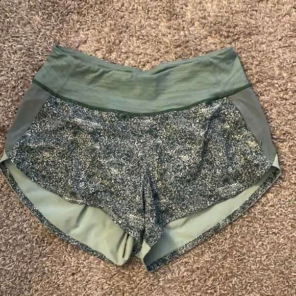 Outdoor Voices Hudson shorts - Picture 12 of 15